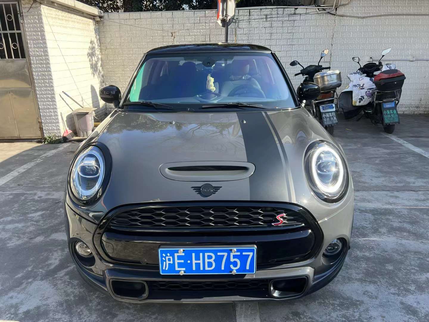 MINI